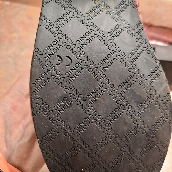 Vionic Leather Ankle Boots Clara Boa Women’s 9.5 Wine Booties Red Snakeskin - Picture 6 of 12